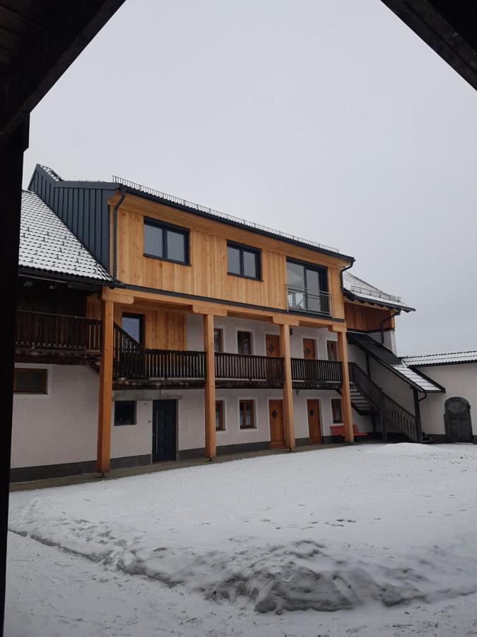 Farm stay Espi-stables Esterhammer *